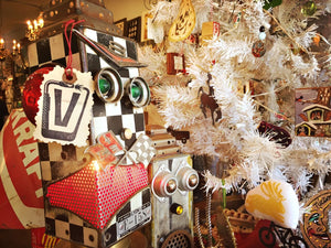 Extended Holiday Hours & Winter Clothing Drive