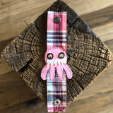 Monster cuff