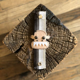 Monster cuff